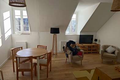 Appartement 3 pièces 790 €