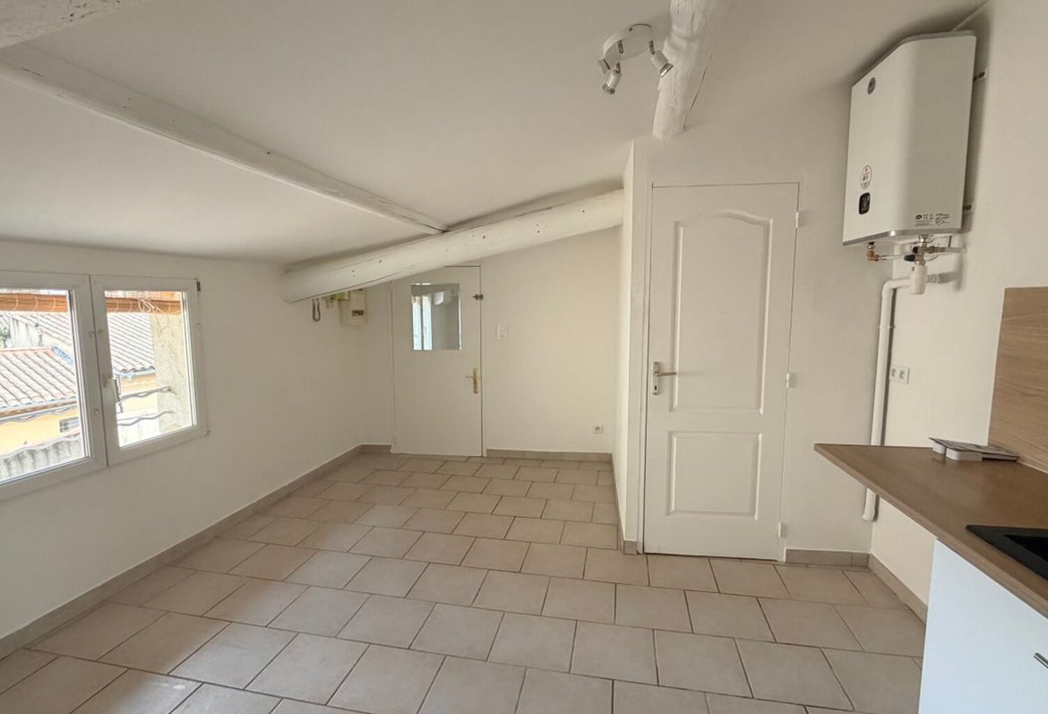 Appartement de 28m2 à louer sur L'Isle-sur-la-Sorgue — photo 1