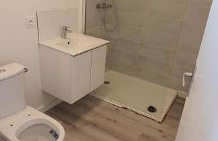 Appartement de 75m2 à louer sur La Ricamarie — photo 2