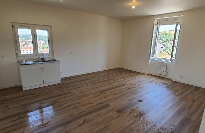 Appartement de 75m2 à louer sur La Ricamarie — photo 5
