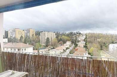 Appartement 4 pièces 975 €