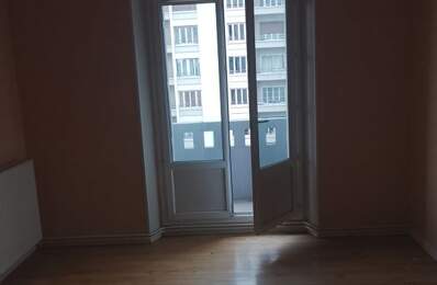 Chambre de 25m2 à louer sur Grenoble — photo du bien