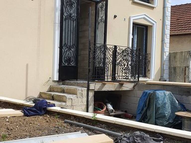 Appartement de 125m2 à louer sur Saint-Denis — photo 1