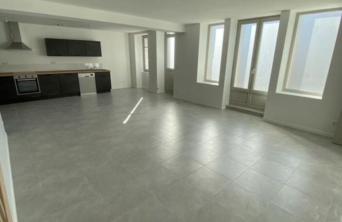 Maison de 120m2 à louer sur Cherves-Richemont — photo 3