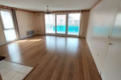 Appartement 3 pièces 815 €