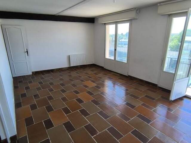 Appartement de 69m2 à louer sur Charleville-Mézières — photo du bien