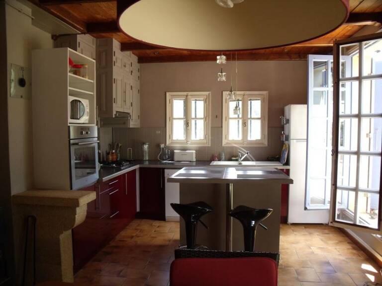 Maison de 80m2 à louer sur Collias — photo 1