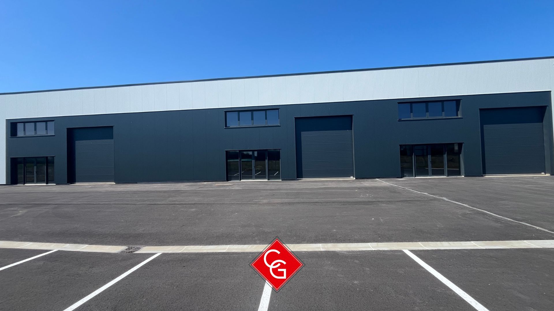 Local artisanal neuf de 180,94 m² à vendre