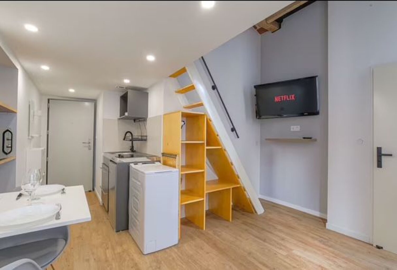 Studio de 19m2 à louer sur Oullins — photo 1
