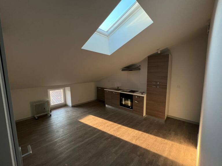 Appartement de 57m2 à louer sur Nontron — photo 1
