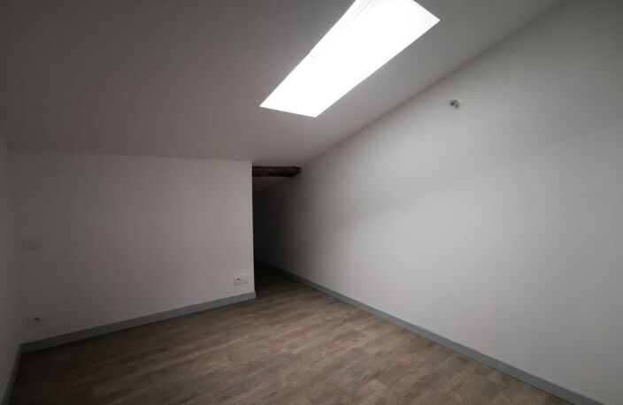 Appartement de 57m2 à louer sur Nontron — photo 2