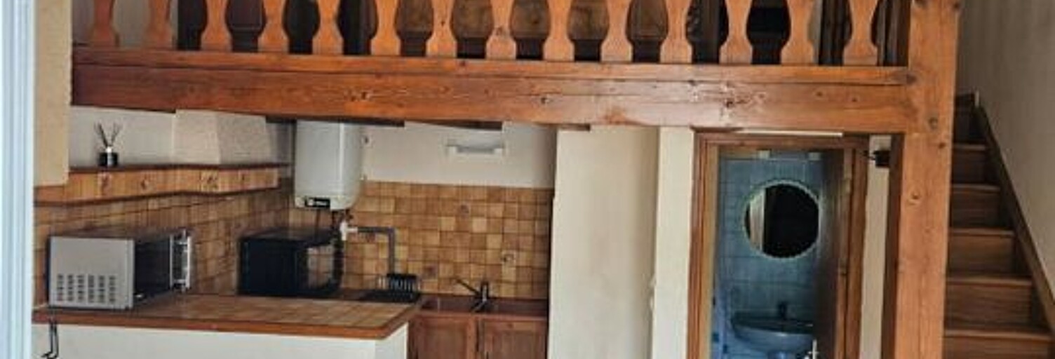 Appartement 1 Pièce 40 m² à louer à La Mure-Argens (04170)