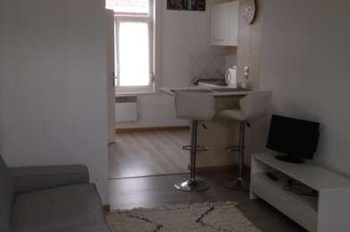 Appartement 3 pièces 1010 €