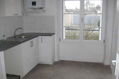 Appartement 3 pièces 590 €