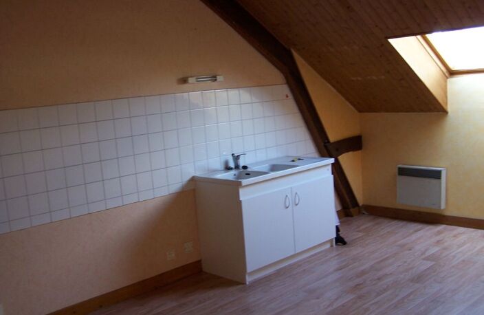 Appartement de 65m2 à louer sur Châlus — photo 3