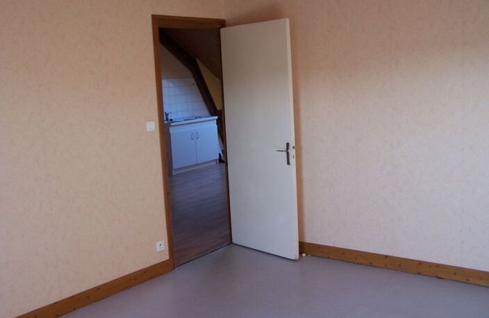 Appartement de 65m2 à louer sur Châlus — photo 4