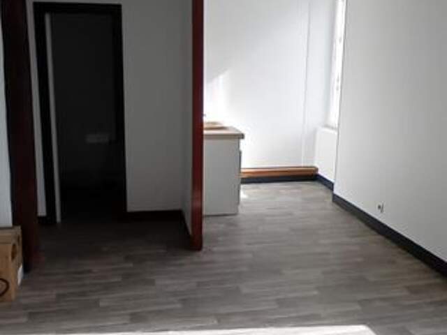 Appartement de 45m2 à louer sur Châlus — photo du bien