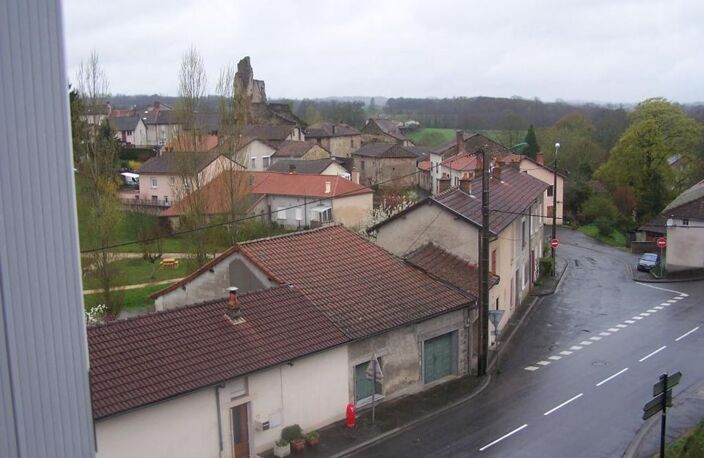 Appartement de 45m2 à louer sur Châlus — photo 4