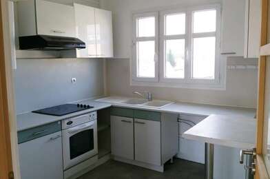 Appartement 4 pièces 870 €
