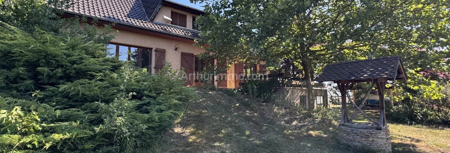 Maison 9 Pièces 180 m² à vendre à Faverges-de-la-Tour (38110)
