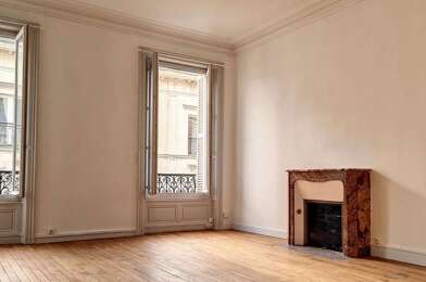 Appartement 5 pièces 1180 €
