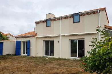 Maison 5 pièces 1700 €