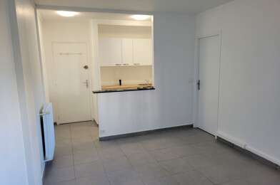 Appartement 1 pièces 700 €