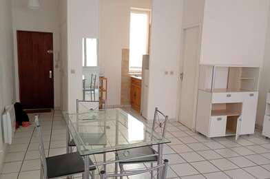 Appartement 1 pièces 825 €