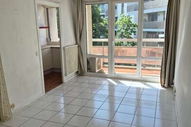 Appartement 1 pièces 700 €