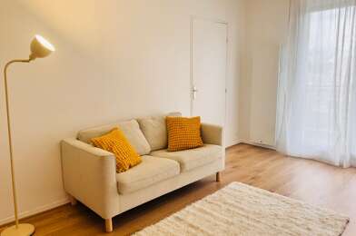 Appartement 2 pièces 890 €
