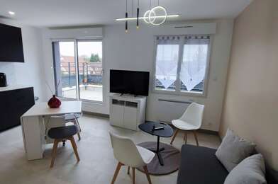 Appartement 3 pièces 1075 €
