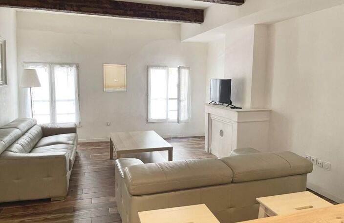 Appartement de 95m2 à louer sur Marseille 01 — photo 3