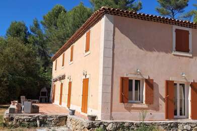 Maison 7 pièces 3250 €