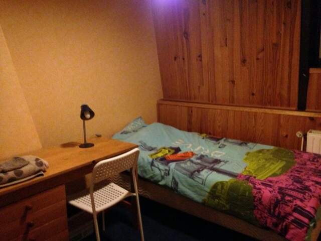 Chambre de 10m2 à louer sur Loos — photo du bien