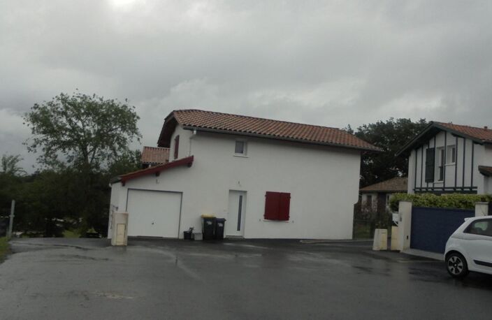 Maison de 89m2 à louer sur Urcuit — photo 2
