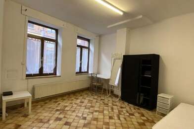Appartement 3 pièces 880 €