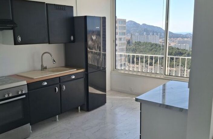 Appartement de 90m2 à louer sur Marseille 09 — photo 4