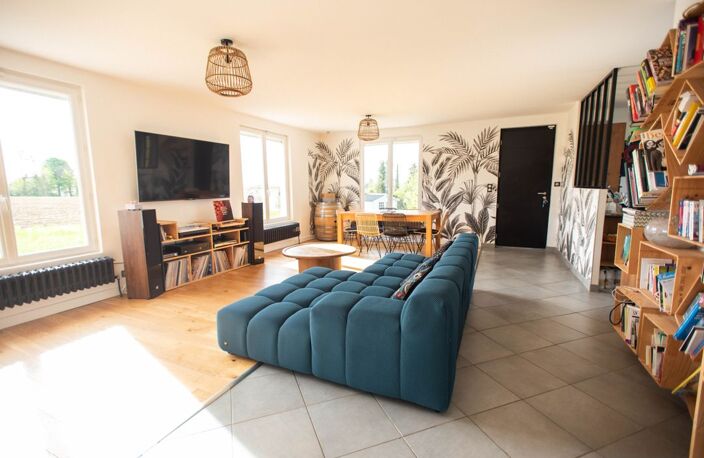 Maison de 180m2 à louer sur Villieu-Loyes-Mollon — photo 2