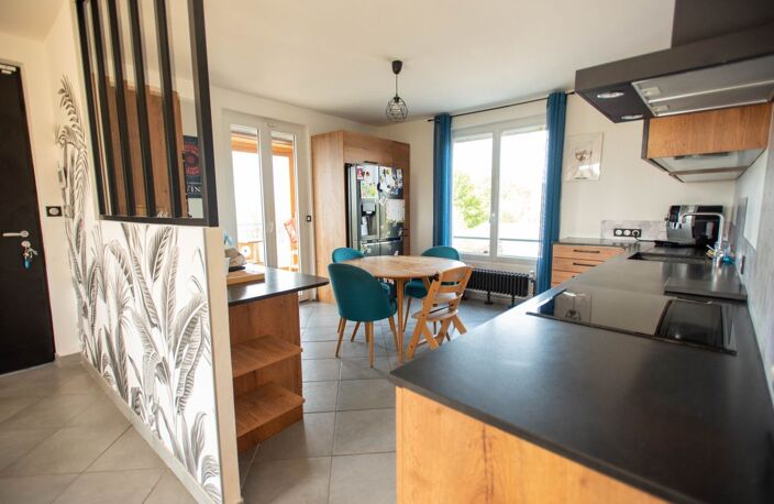 Maison de 180m2 à louer sur Villieu-Loyes-Mollon — photo 3