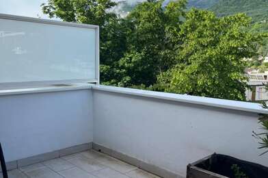 Appartement 3 pièces 1200 €