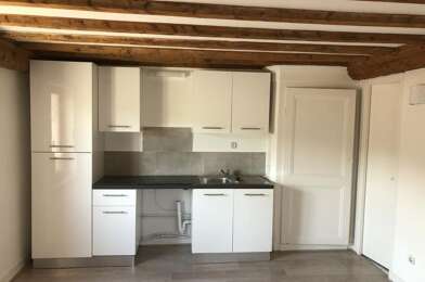 Appartement 2 pièces 740 €