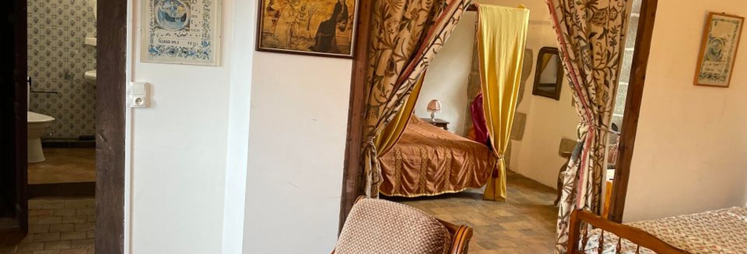 Maison 7 Pièces 350 m² à louer à Bressuire (79300)