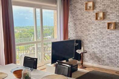 Appartement 2 pièces 740 €