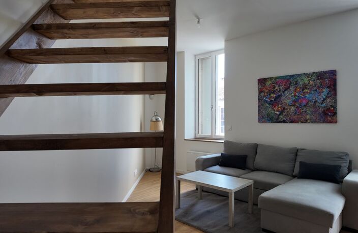 Appartement de 60m2 à louer sur Saint-Jean-d'Angély — photo 2