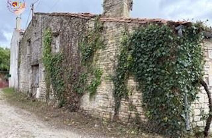 Vente maison 3 pièces 84 m² Rouillac (16170) — photo 2