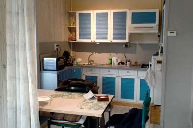 Appartement 3 pièces 740 €