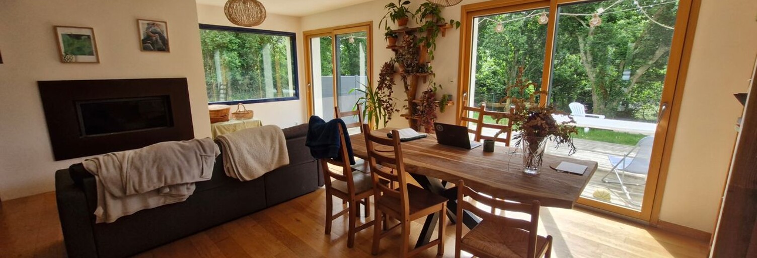 Maison 5 Pièces 135 m² à louer à Hôpital-Camfrout (29460)