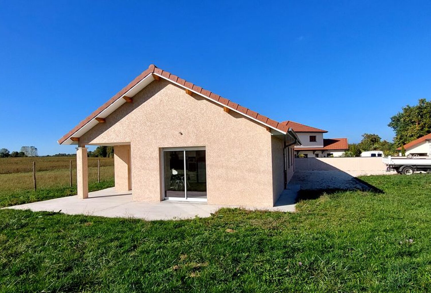 Maison de 120m2 à louer sur Saint-Didier-de-la-Tour — photo 1