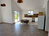 Maison de 120m2 à louer sur Saint-Didier-de-la-Tour — photo 2