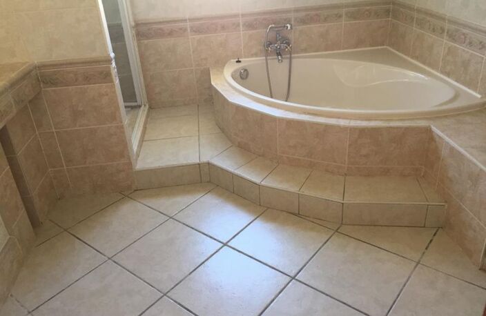 Maison de 180m2 à louer sur Léognan — photo 4